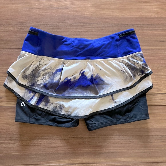 lululemon athletica Pants - Lululemon Speed Squad Skirt Milky Way Multi Print Size 6 Great Condition